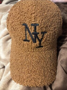 Embroidered NY Teddy Sherpa Baseball Cap - Camel
